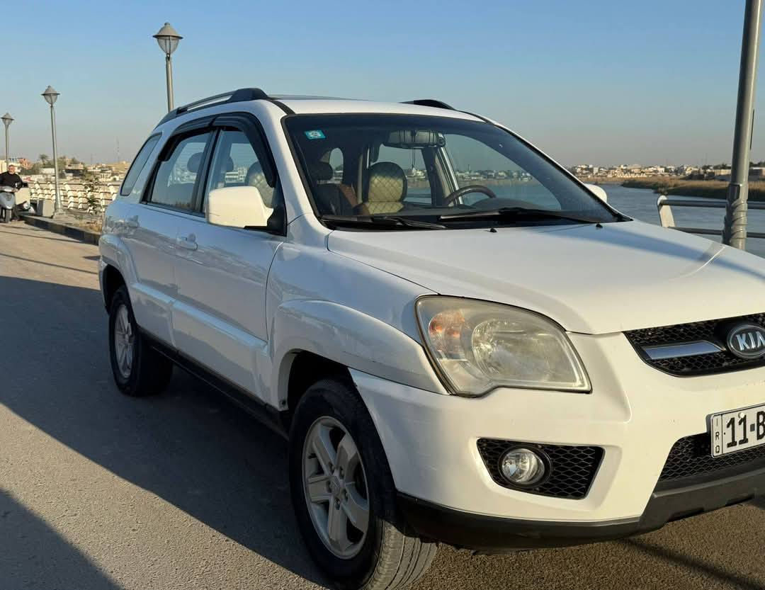 ‎السلام عليكم
 ‎كيا سبورتج خليجي للبيع موديل 2010 
 ‎بدون صبغ فقط بارد قليل بالجاملغ الامامي جهة الايمن والدعامية الخلفية مبدلة للجمالية 
‎ماشية تقريباً 204 الف كم
‎رقم بغداد انكليزي سنوية بإسمي
فتحة سلايد روف ، الارضية والكشنات مغلفة جلد للمحافظة عليها ،  وباقي ‎مواصفاتها معروفة 
‎السعر 130 $
‎مع مجال جداً بسيط

‎العنوان بغداد -الاعظمية - سبع ابكار ...
 لمن يرغب بالشراء الاتصال على الرقم التالي
‎*********** 
ويمكنكم المراسلة على الواتساب
