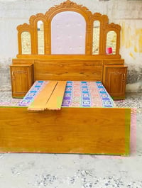 سرير • بغداد العبيدي