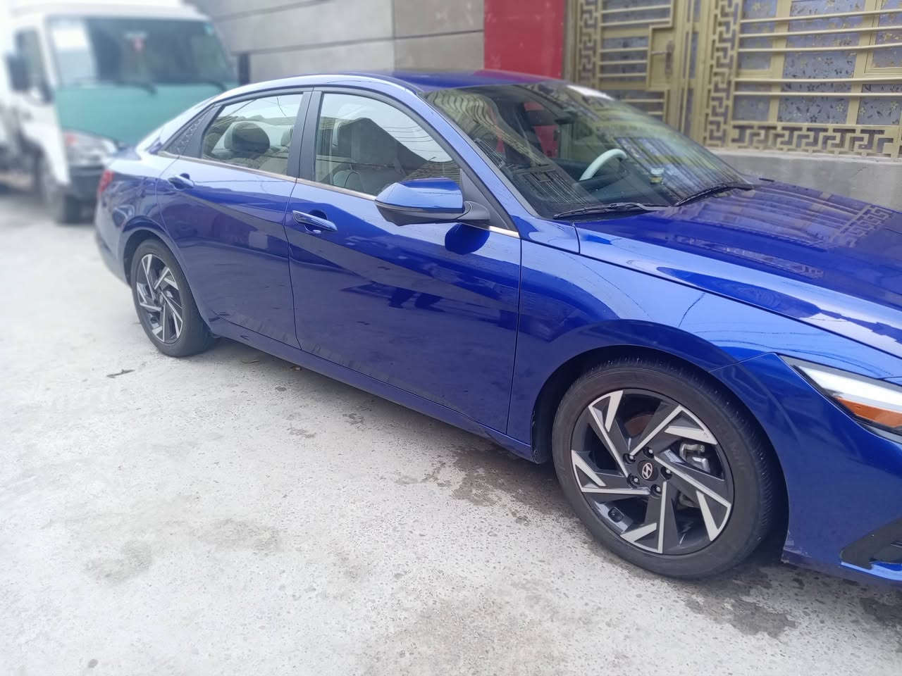 السلام عليكم
النترا ٢٠٢٤ وارد أمريكي فول مواصفات للأخير لمتد بدون ايرباك وبيها منضومة غاز

بصمه
فتحه
شاشه دجيتال
خمسه كامرات
كشنات جلد وارضية مدوشمه وبيها سفاري
تدفئة بالكشن وكشن السائق كهربائي
اشاير بالمري 

حادثها مثل مال موضح بالصور بيها بس بارد باب خلف السائق والهلال الخلفي مال جاملغ السيارة أغراضها كلها اجت وياها عدا باب السائق تبدل وربعه نصبغ الباقي كله مكفول

سعرها ١٧٣ وبيها مجال
مكانها بغداد الشماعية
رقمي *********** ما متواجد عل نت شراي يتصل واتساب موجود
