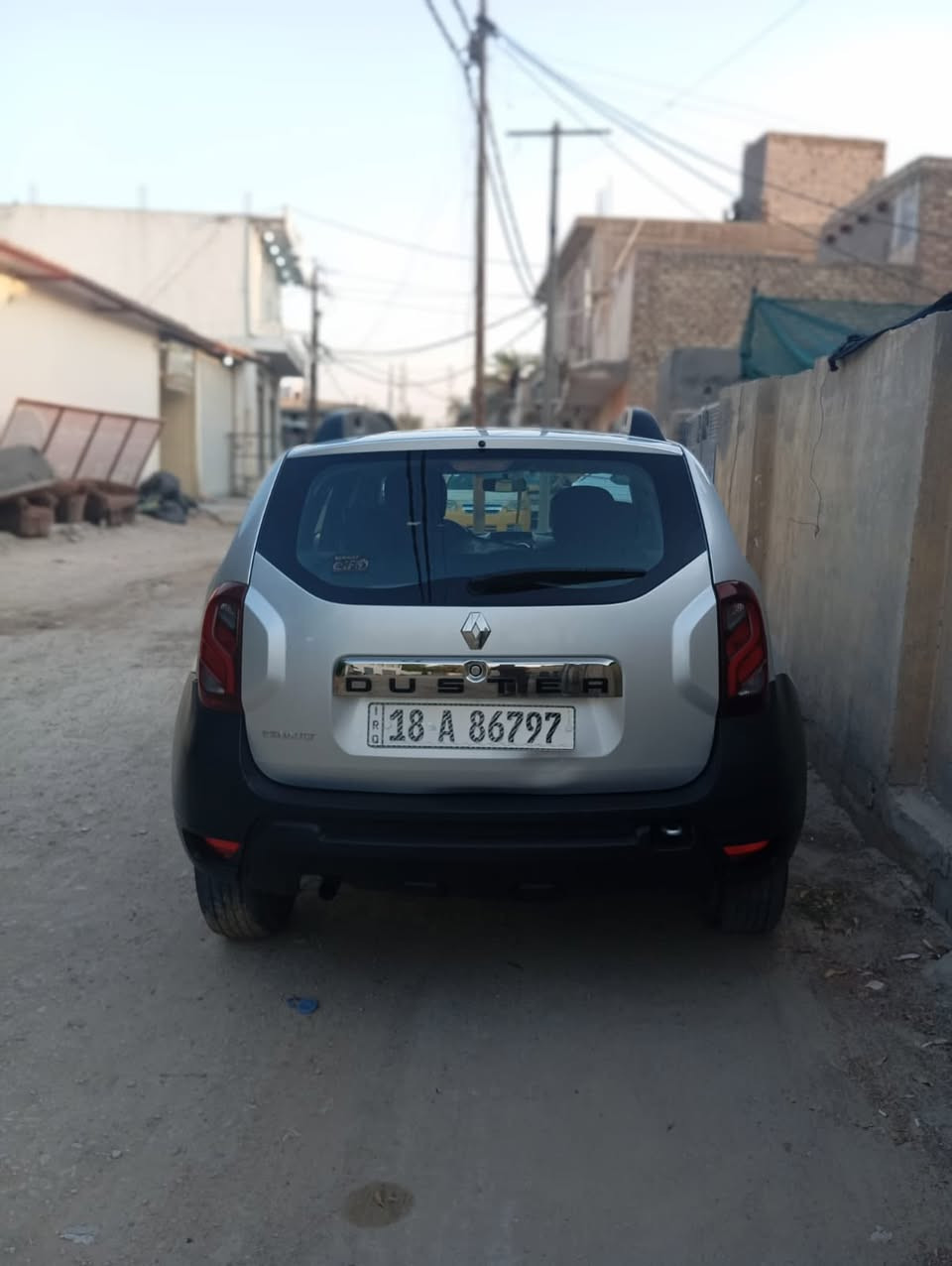 السلام عليكم
رينو داستر 2018 استلام شركة محرك 2000

حرة رقم بابل انكليزي بأسمي شخصيا 

السيارة كفالة عامة 

بيها بارد قليل فقط بل دواير الخلفية 

السيارة جاهز وجديدة ماناقصها اي شي 

بأسمي شخصيا مكان السيارة بابل المحاويل 

السعر 87 وبيها مجال حك الجية 

للاستفسار الاتصال ***********
