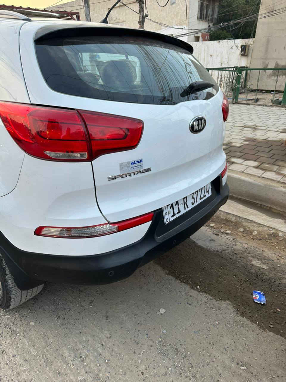 سبورتج 2016 خليجي سياره جديده بمعنه الكلمه بيه مكانين بارد بسيط السعر 163 مكاني بغداد
***********

