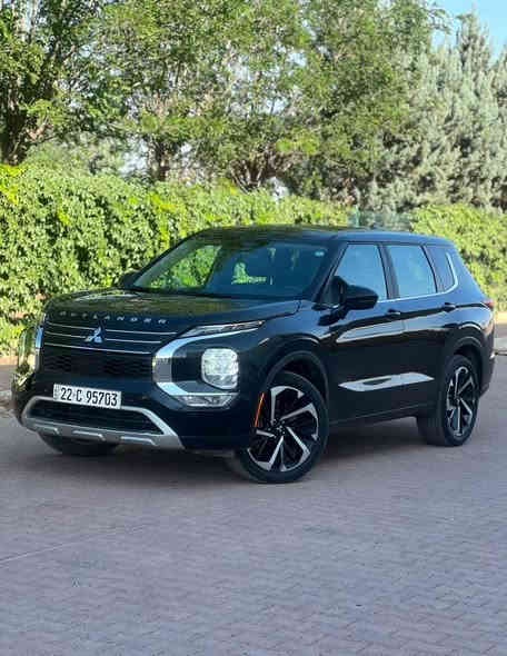 سلام عليكم ورحمة الله وبركاته
MISTIBUSHI OUTLANDER 2022SE
اللون اسود 
وارد أمريكي
بدون صبغ كلين تايتل 
بدون دواخل و شاصي
 ايرباك  ستيرن برده طاك
ماشية 34 الف ميل 
محرك 2.5L(4V)
سياره رقم اربيل
موصفات SE 
بصمة 
بريك بصمة 
ابواب بصمة
شاشة كبير 
خمسة كاميرات 
7 راكب 
صندوق كهربائي 
لايتات LED بلادي
كوشنات جلد
كوشنات هيتر 
كوشنات كهربائي
تبريد مركزي
تحكم ستيرن كامل 
تحديد سرعة 
قوديك شفت 
فتل حساس 
رادار خلفي 
رادار امامي 
رادار جانبي
و بعد موصفات هويا 
سعر 225$ و بيها مجال 
واتساب موجود 
***********
