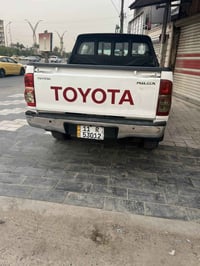 هايلوكس موديل 2014 فور ويل 4X4 مكفولة من الصبغ رقم بغداد الانكليزي الج...