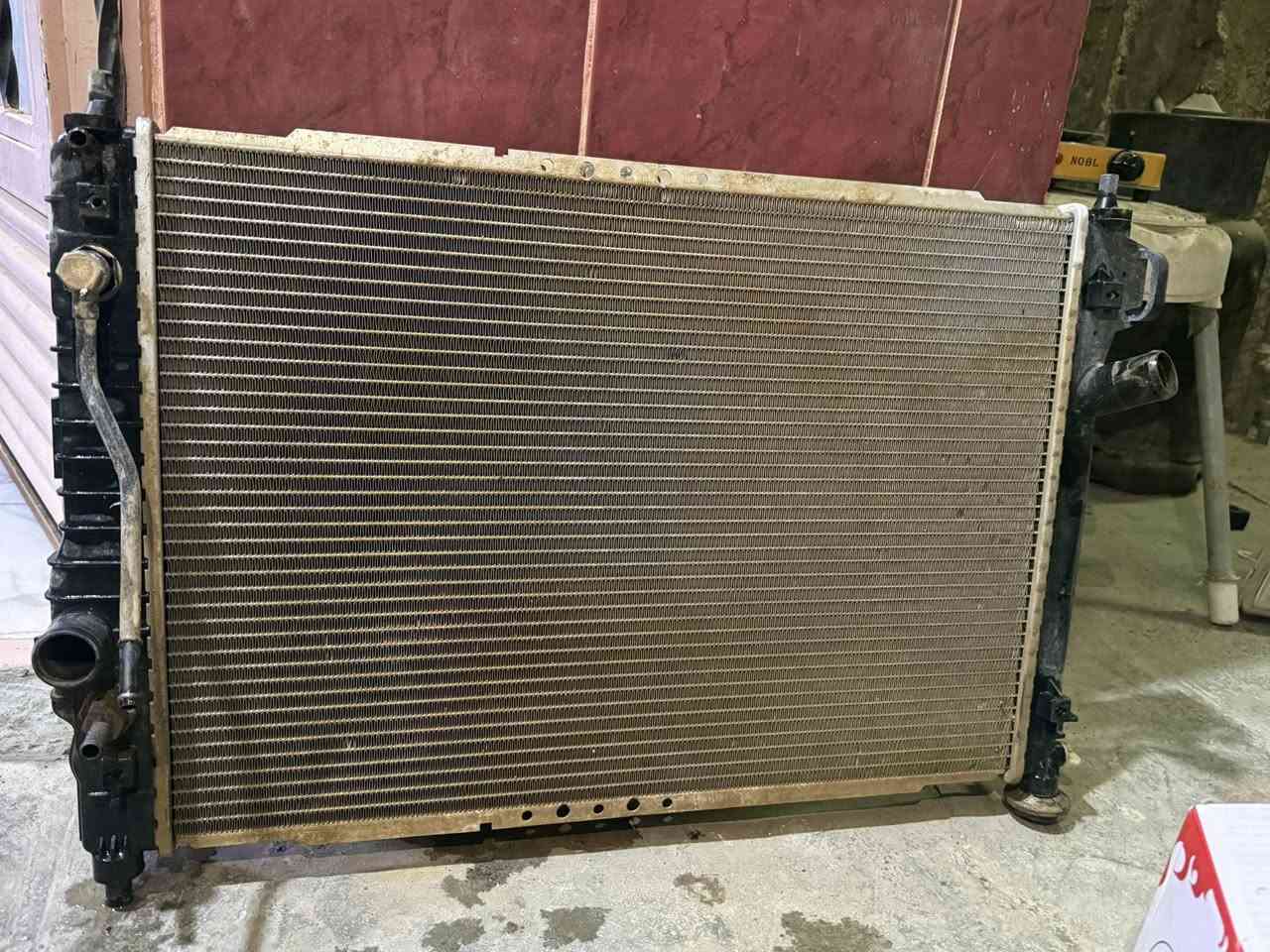 السلام عليكم 
غراض افيو للبيع مفتوح خليجي 2011 
كيجات
دواخل كاملة
صدر امامي 
راديتر
محرك وكير (المحرك مكطوع بيه قايش ومجفت قبل)
بك لايتات
مازدات 
بنيد وجنطة وباب خلف الصدر اليمنى
دركة مال ستيرن كاملة
قمارة الحديد
مجول 
عنبار 
وابيع شلع الغراض كلهن عادي 
العنوان التاجي/المشاهدة مجاور كلية الرشيد 
***********
*********** واتساب
