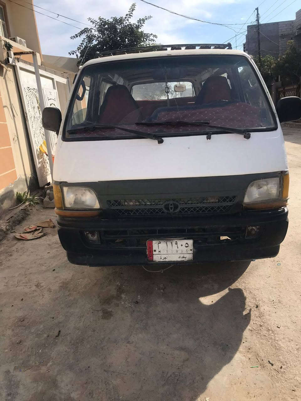 هايسه موديل٩٤ رقم بغداد كير مكينه بطه جدد تخم تاير حداديه السياره نضيفه ١٤ راكب السعر ٢٨ وبيها مجال 

***********
