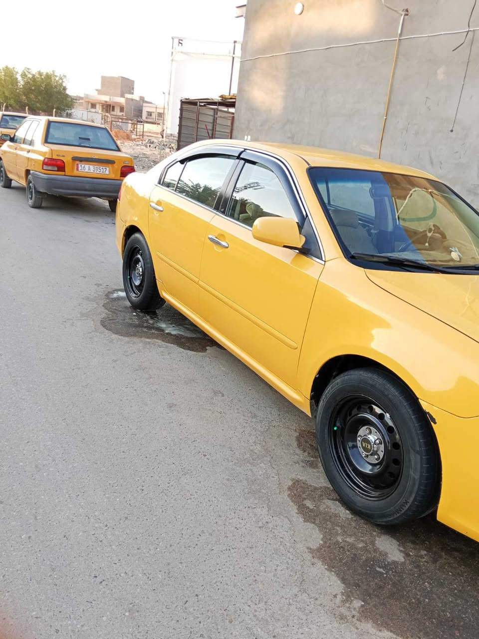 مرخصت مدير القروب كيااوبتما لبيع موديل ٢٠١٠ خليجي مكينه ٢٠٠٠السياره متروكه ضرره الجاملغ المامي امبدل وبيه ظربه بل جنطه السياره جاهزه من كلشي عوزه شغلات بصيطه تبريد تدفئه شغاله حداديه تخم تاير باتري جديد حداديه امامي وخلفي جديده ماجاوب لا خاص ولا وتساب لا مكان الدوانيه حي جمهوري لا تصال ***********

