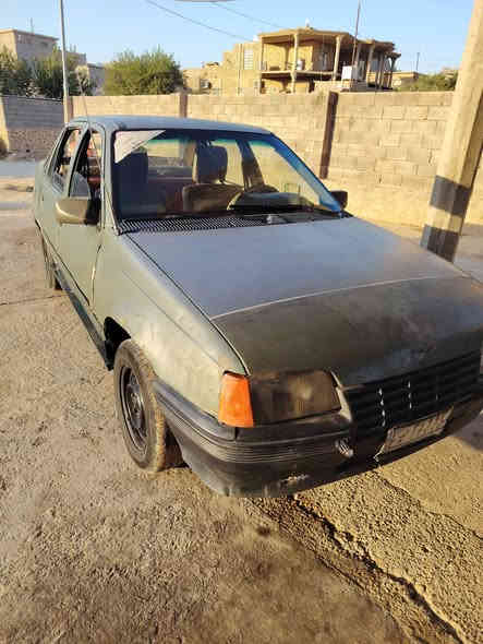 السلام عليكم متاح سياره اوبل كاديت رقم ألماني موديل 1986 محرك 1600 سعرها 13وبيهاا مجال للاستفسار الاتصال على *********** مكان السياره الأنبار _حديثه حقلانيه
