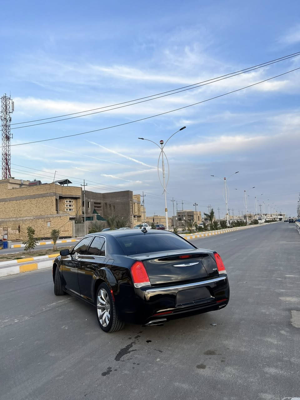 السلام عليكم
كرايسلر اوباما 2017 دخول جديد كتاب ضباط كفالة عامة تقرير غرق شرط مكينه مامفتوحة
 ماشية 30 الف سياره بوضع الشركة 
دواخل بيج مواصفات لمتد بدون فتحة
تترقم ميسان انطيك مرقم وكامل ب اسمك
مكانها ناصريه مركز 
للاستفسار ***********
