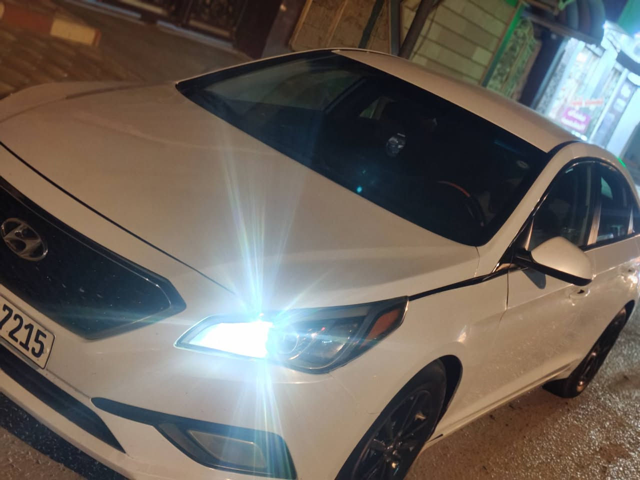 سوناتا 2017 وراد امريكي 
بيها 3قطع بدون دواخل سنويه لل230
تبريد ثلج
شاشه جبيره 
كامره دوارة 
تخم تاير جديد
لايتات زنون 
حداديه خلفي امامي جديده
السياره جديده مال جناي 
مكاني بابل السياحي
السعر 115 
***********
