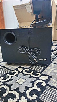 مضخم صوت • بالكرتون • ما اعرف