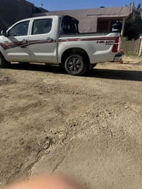 هايلوكس 2015ماشيه240الاتصال07815153922