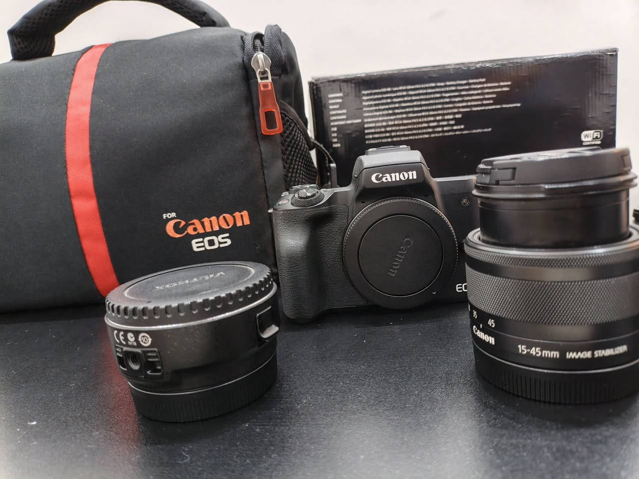 كاميرا كانون ميرورليس قوية لشغلك ويومياتك
رايدها بسعر مناسب مستعجل على بيعتها 

كاميرا كانون M50 ميرورليس 24 ميغا بيكسل تصوير سينمائي 4K مع عدسة الكت الاصلية 15-45 ( يجي بيها مانع اهتزاز ) نظام اوتوفوكس مزدوج مع شاشة لمس قلاب وادابتر تكدر تركب عليه كل عدسات كانون من اي نوع عندك وجنطة وبطاريتين وشاحنة وحامل كتف

صور حادة جدا وتقنيات حديثة لتصوير الفلوكات مع ال wifi

رايدها ب 490 الف مستعمله قليل ونظيفة جدا مستعجل على بيعتها اخوان

سعر الجديد مع الادابتر والبطارية الاضافية والجنطة مليون دينار.


**إذا كنت صاحب هذا الإعلان وتريد حذفه لأي سبب، رجاءا أرسل رسالة إلى الدعم الفني**