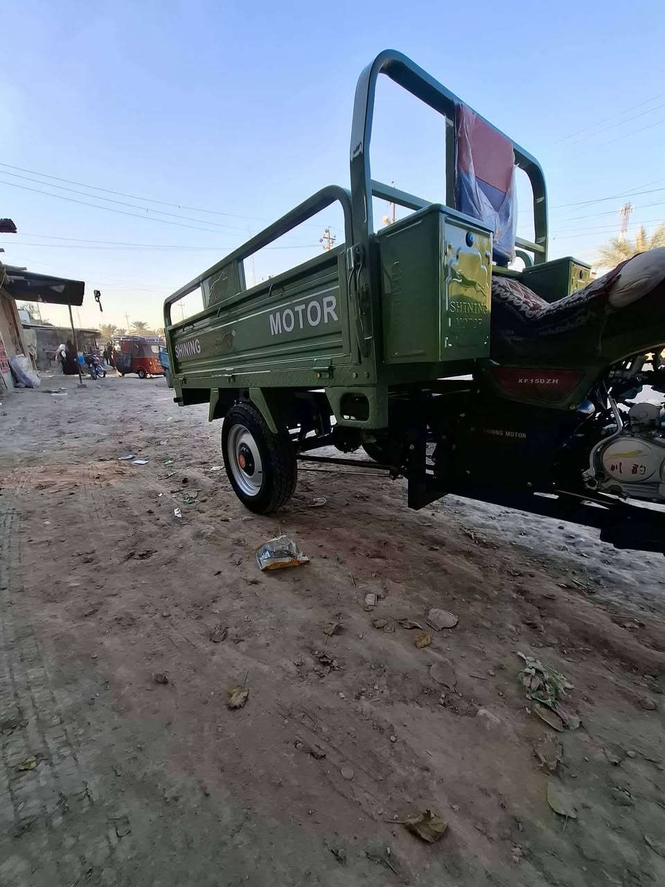 سلام عليكم ستوته للبيع موديل 23 طالعه بال 25 ستوته مقفوله كفاله عامه من الشخطه اي شيءا ساللها 20 يوم من طالعه من الوكيل ستوته كفاله عامه اي شيء ما عايزه مربله على اخر حبايه سعر خاص هذا رقمي ***********
