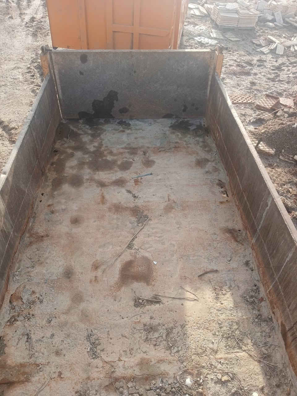 بدي للبيع مال قجمه عمل جك ألماني طول 40,4استفسار ***********
