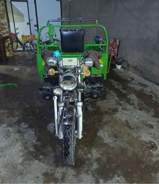 السلام عليكم
ستوته جمره للبيع موديل 2023 أوراق أصوليه نظيفه كامله من كلشي ما بيه اي نقص العنوان واسط الصويره السعر 2400 وبيه مجال للاتصال ***********
