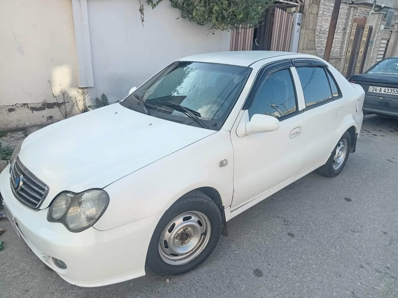 السلام عليكم عندي سي كي موديل ٢٠١٢ مصبوغه حزام جمالية كير ومحرك شرط رقم بغداد مشروع وطني الشرعي موجود بلموصل شرط التحويل  اوالوكالة السعر٤٥وبيهامجال  السيارة موجودة بحي التحرير الاتصال ***********
