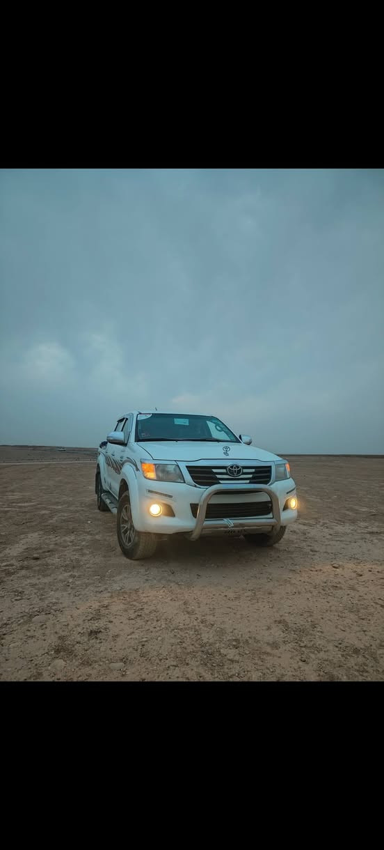سلا عليكم 
للبيع تيوتا هايلوكس 2014 دبل اكسل سيد نهرو 4×4 السياره كير عادي مكفوله من محرك و كير و اكسل كلو بشرط المحرك ما مفتح جديد شرط ابو البطل تحكمات ستيرن مسجل بلاتوث شغال كامرات اماميه و كامره خلفيه و هوك بدعاميه الوره اصلي وكاله شرط بدون صبغ و تعديل و مابيه الحمدلله اي حادث رقم السياره الشمال دهوك مكان السياره موصل. رجاء الشراي يراسل و ادز الرقم


**إذا كنت صاحب هذا الإعلان وتريد حذفه لأي سبب، رجاءا أرسل رسالة إلى الدعم الفني**