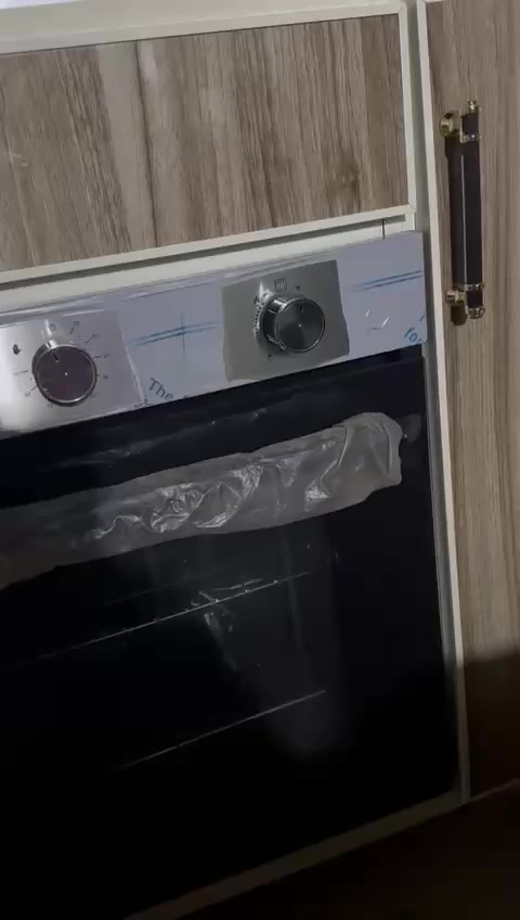 للبيع فرن استخدام قليل بسعر مناسب الحجم 60في 60


**إذا كنت صاحب هذا الإعلان وتريد حذفه لأي سبب، رجاءا أرسل رسالة إلى الدعم الفني**