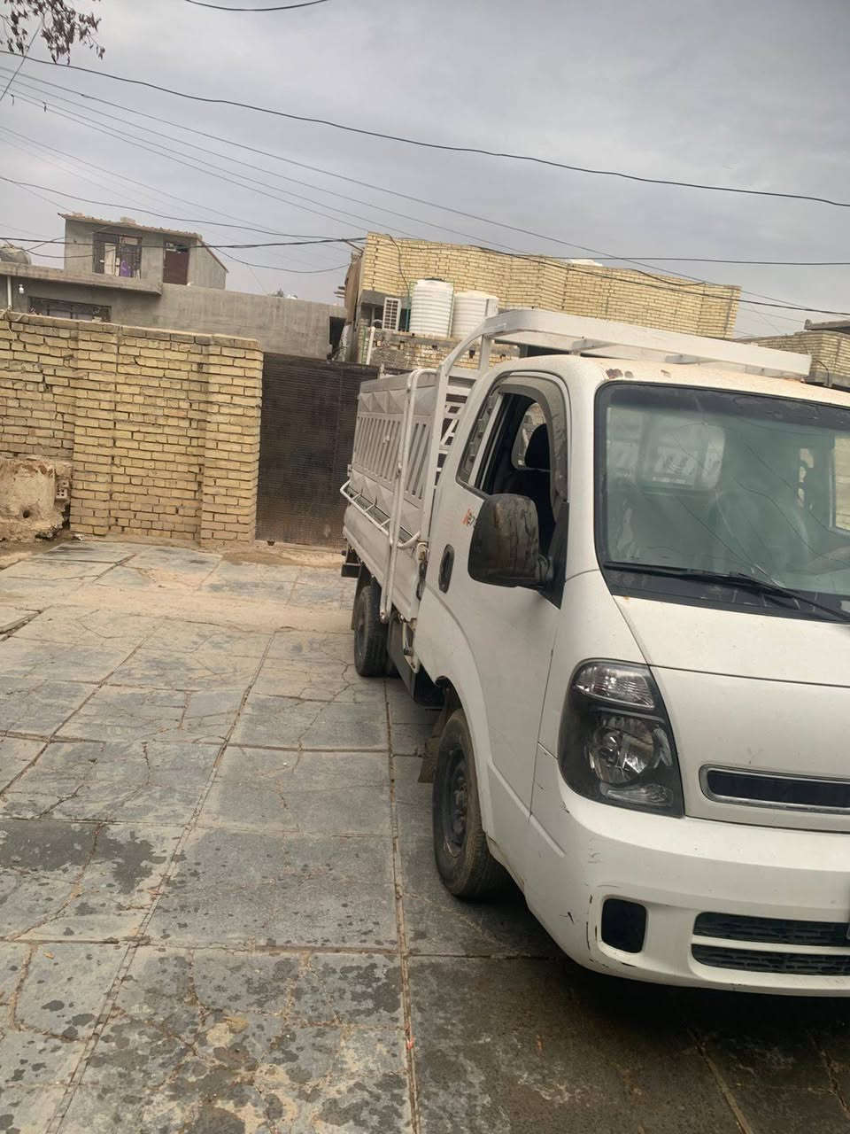 السلام عليكم
نثيه 17 للبيع 
مكان النهروان 
‏‪0785 235 0892‬‏
