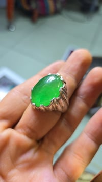 بورمي بدون شهاده ٢سنتم مقاس ٢١ شرط الفحص ٢٥٠ قفل ماكو توصيل ٠٧٧١٩١٩١٩٣...