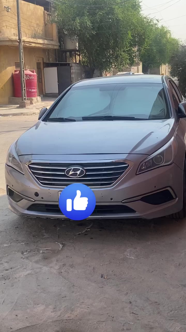 سلام عليكم سوناتا 2016
امريكي سياره خير من الله وجاهزه من كلشي 
بيها ضربه خلفيه 
سياره نضام سبور 
شاشه جبيره بلاد 
رقم بصره تحويل ثاني يوم 
مراوس وبيع موجود ***********
مكان السياره البصره
