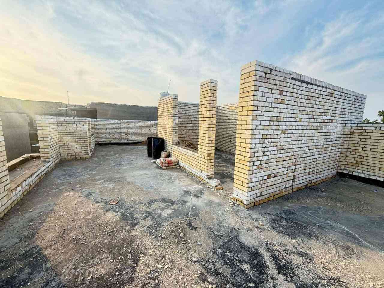 للبيع هيكل ٢٠٠متر طابو زراعي سند ٢٥  عنوانه حي الرضا الثانيه  متكون من غرفتين نوم وصاله وكلدور ومطبخ وموزع ومجمع صحيات وبيتونه وستاره سعر 55


**إذا كنت صاحب هذا الإعلان وتريد حذفه لأي سبب، رجاءا أرسل رسالة إلى الدعم الفني**