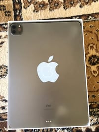 ايباد ١١ • ذاكرة ١٢٨ • فريم ١٢٠