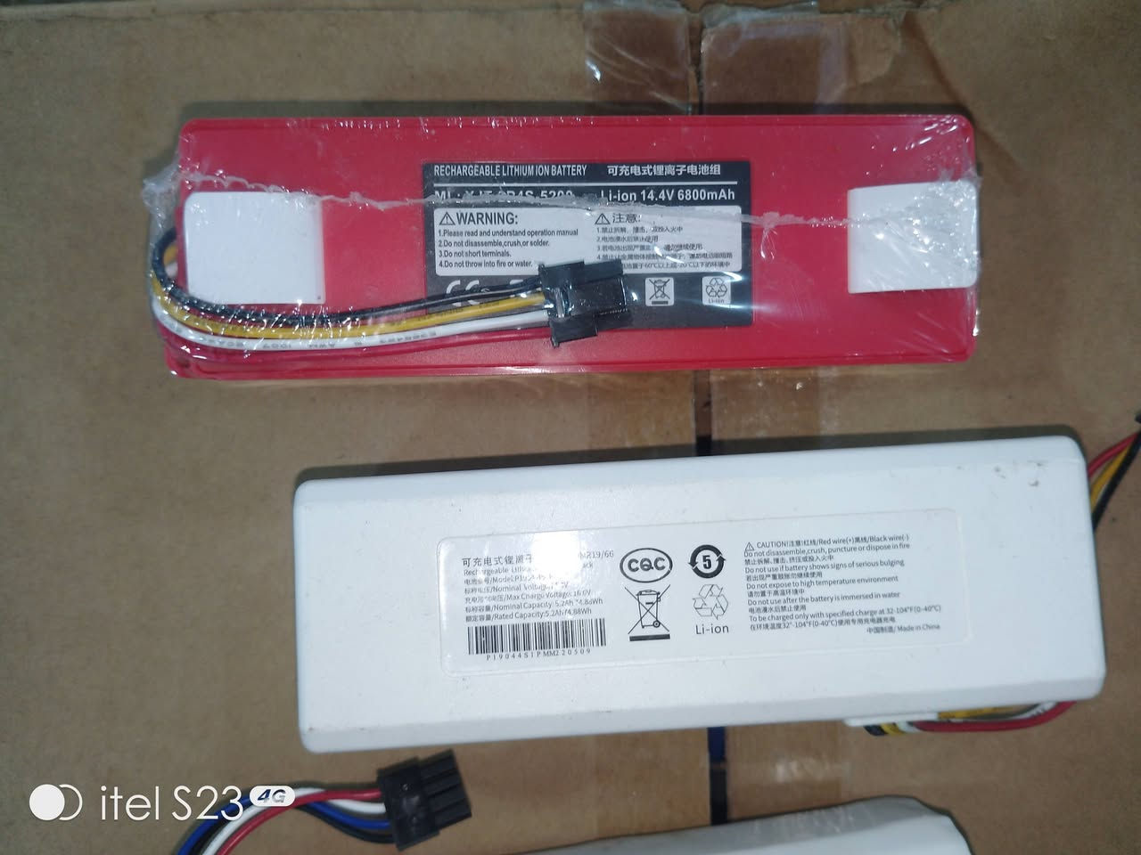 تتوفر جميع أنواع البطاريات الأصلي لمكانس الروبوت شاومي ودريم وربوروك وفق الموصفات المعتمدة لجهاز في المركز العراقي لمكانس الروبوتات والانسان الالي او مراسلة واتس اب برقم ***********
