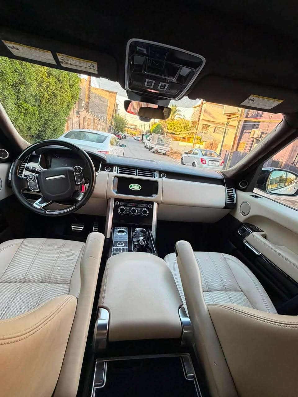 ✨🖤 الفخامة تبدأ من هنا | Range Rover Vogue LWB 2017 🖤✨
🚘 Range Rover Vogue LWB 2017
👑 فول مواصفات
📍 ماشية 33 ألف ميل فقط
🎨 صبغ جاملغ خلفي فقط
✅ سيارة نظيفة جداً وجاهزة للاستخدام
💎 أداء فاخر، راحة استثنائية، وهيبة على الطريق.

━━━━━━━━━━━━━━

💰 السعر: 285 ورقة
📍 الموقع: بغداد

📞 للحجز والاستفسار:
***********

━━━━━━━━━━━━━━

🔥 إذا تبحث عن الهيبة، الفخامة، والأداء… فهذا هو خيارك.
🚗 لا تفوّت الفرصة، السيارات بهذه النظافة نادراً ما تتكرر.

#RangeRover #RangeRoverVogue #LWB #LuxurySUV #CarsForSale #Baghdad #Iraq #سيارات_بغداد #بيع_وشراء_السيارات #رانج_روفر #بغداد
