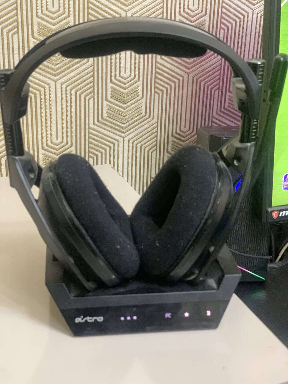 السلام عليكم استرو a50 للبيع ماخدهه جديده مو امزون رايدهه ب200


**إذا كنت صاحب هذا الإعلان وتريد حذفه لأي سبب، رجاءا أرسل رسالة إلى الدعم الفني**