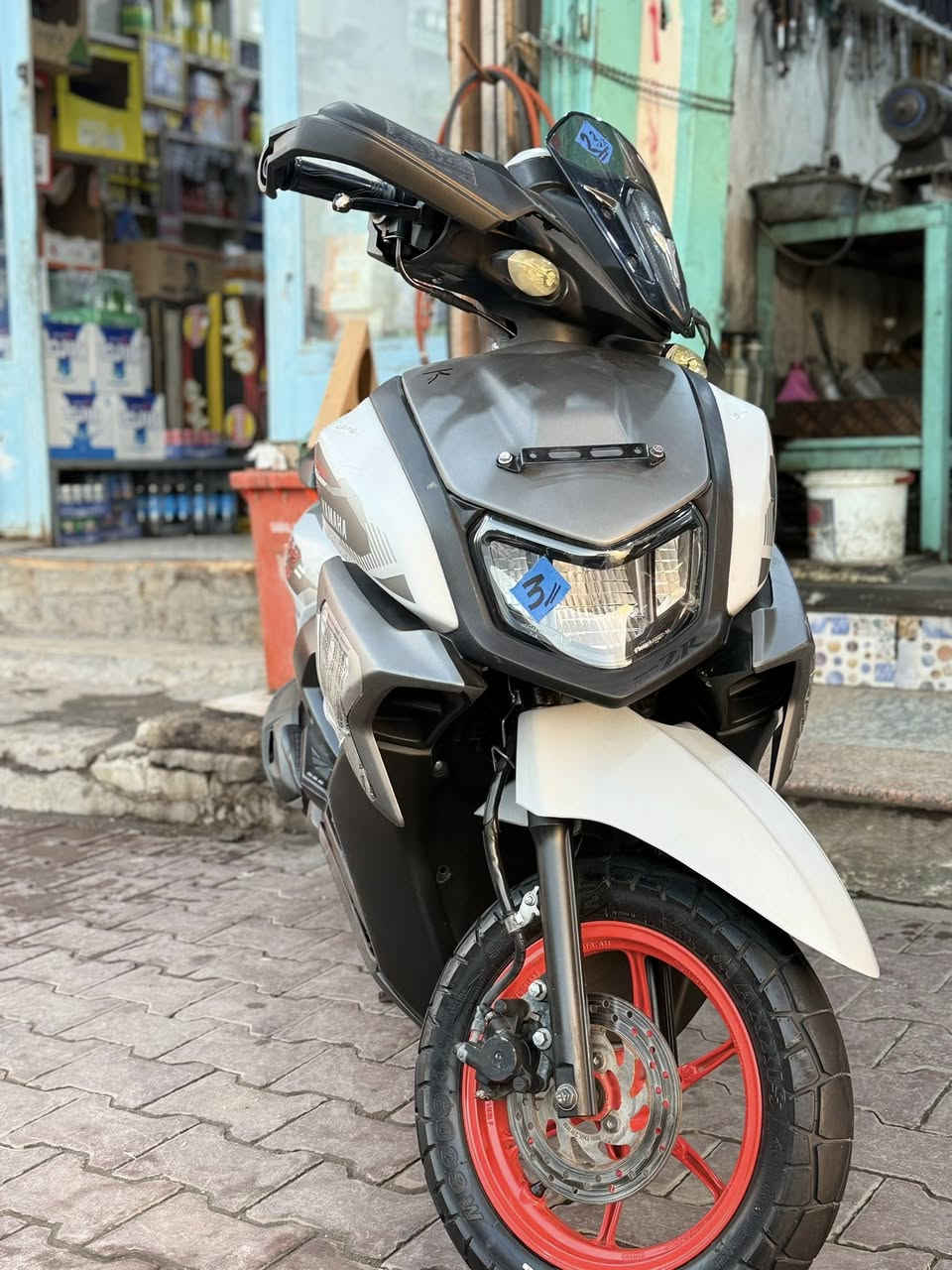 ســلام عليڪم 🤝
⭕️YAMAHA ZR  2023
مكفوله بحاله الوكاله 🩷

‏‎للاستفسار ***********☎️ ‏السماوة الحيدريه .شارع المحافظه ‏‎متوفر🟥بيع🟥شراء🟥مراوس🚦اقصاد⭐️
