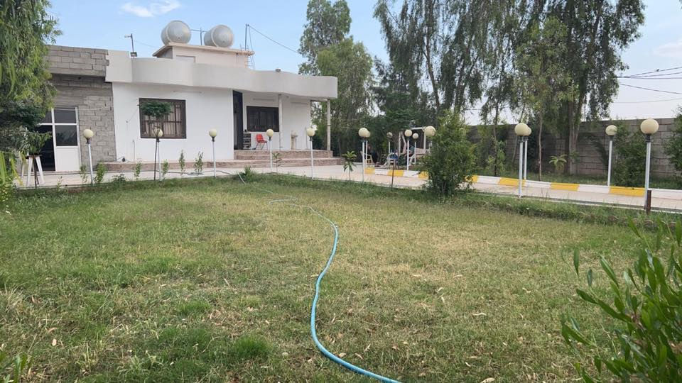 فرصة للبيع – مرزعة مرتبة وجاهزة 🔥
للبيع مرزعة بموقع حلو وهادئ جداً
📍 قرية ترجل – قبل معمل سمنت ليلان

🔹 المساحة: دونمين ونص
🔹 بيها بيت متكامل بكل الأغراض
🔹 بير مي وماكو قطع مي أبد
🔹 أشجار كبيرة ومنظر يفتح النفس 🌳
🔹 مناسبة للسكن أو الاستراحة أو الاستثمار

المرزعة نظيفة ومرتبة وجاهزة مباشرة ✅

📞 للاستفسار: ***********

الجاد يتواصل خاص أو اتصال ☎
