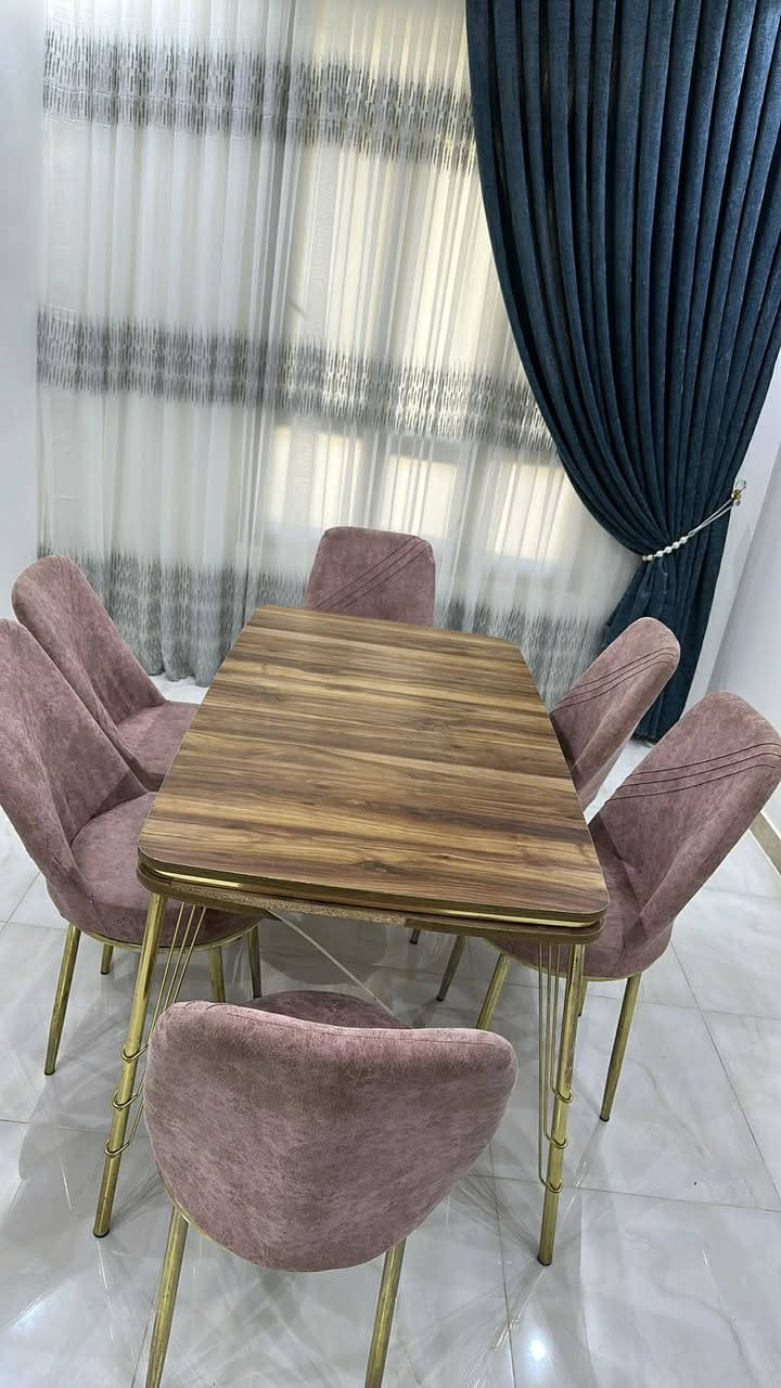 كدامك هوه ونضيف كلش شخط ما بي سعره 130  
يتوفر واتساب *********** بي مجال
