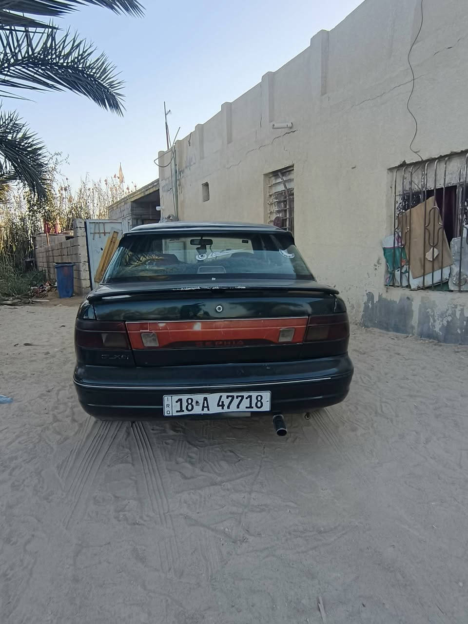 سيفا مديل 94سياره نضيفه مثل مواضح بل صوره رقم بابل سنويه لحد 29 محرك مسكر حداديه نضيفه تخم تاير جديد السعر اتصل على الرقم ***********
