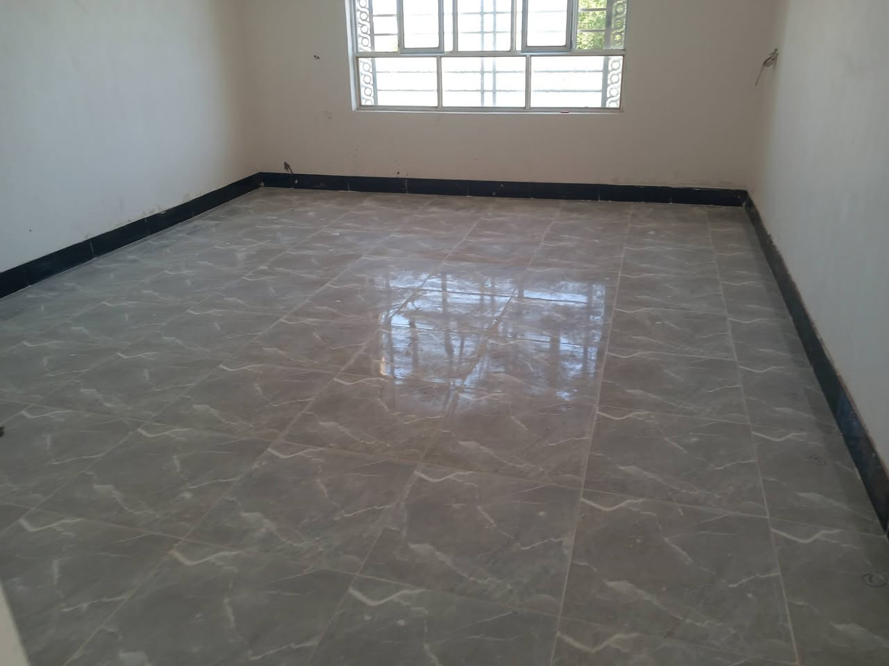 خلفه سيراميك جدراي رضيه بايات درج ***********
