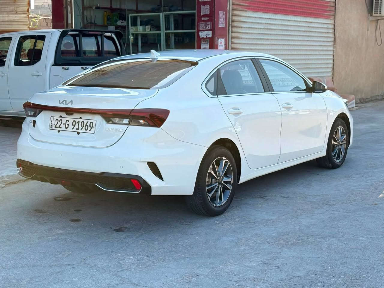 سلام عليكم
كيا k3 2024 فول كفالة ماشية 38 الف 
رقم اربيل ب اسم شركة وكالة او تحويل 
دواخل لون مميز .. 
رايدهه ب142 مجالهه بسيط 
عنواني البصره/ شط العرب /جزيرة 
***********

