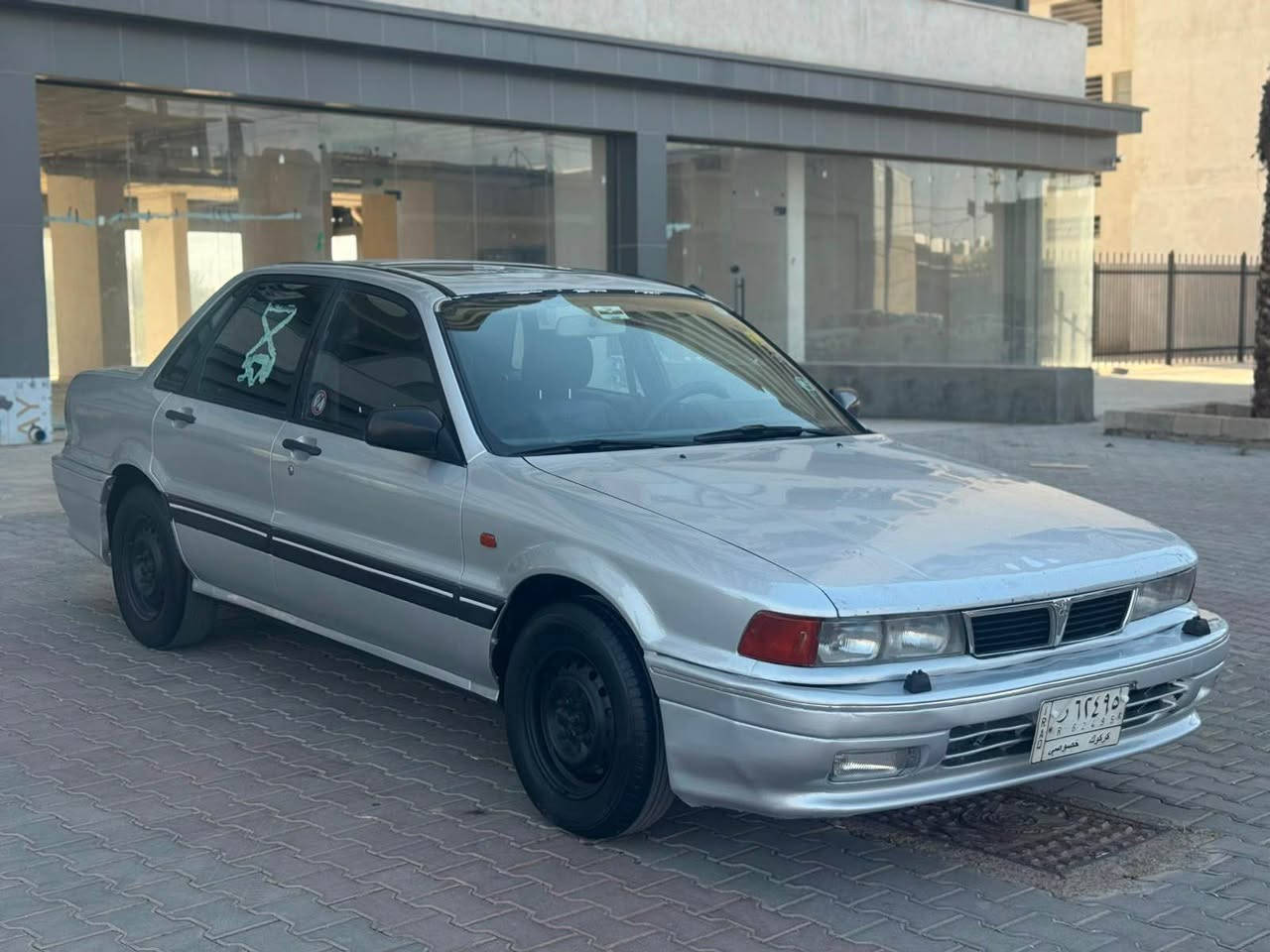 للبيع مسيبوشي كلانت موديل 1990گير عادي تبريد شغال سياره مصبوغه احزام جمالي رقم كركوك سنويه مشروع وطني لحد 2028 كوبون بنزين سياره جاهزه 
سعر43بي مجال*********** كركوك, العراق
