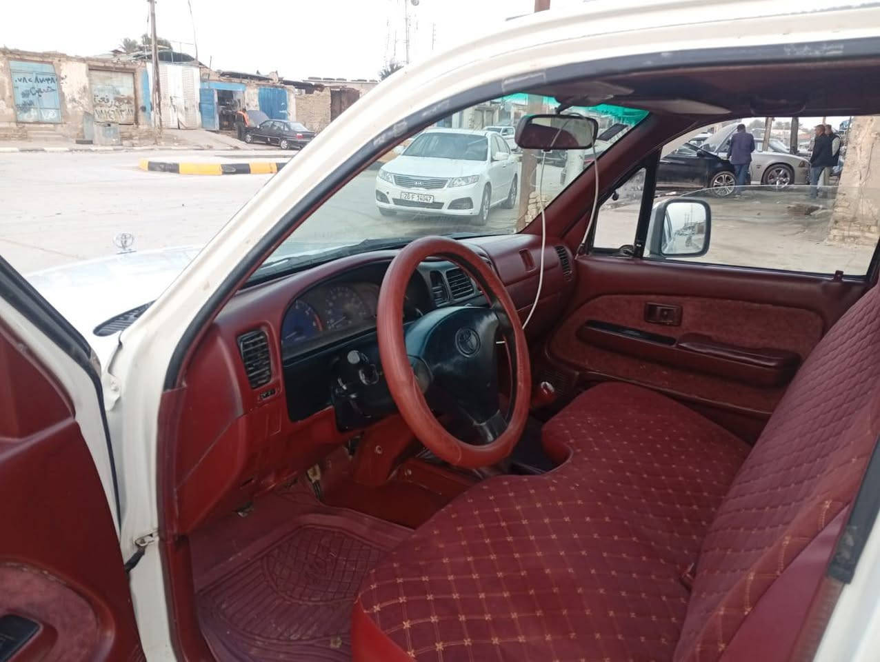 السلام عليكم البيع جمره موديل ٢٠٠٢ مكفوله كفاله عامه سياره جديده وجاهزه ماتصرف عليه الف رقم بصره مشروع وطني سنويه ال٢٠٢٨ سياره مال جناي لسعر ٩٨ وبيه مجال بصبط مكان ذي قار الرفاعي ترهم مروس بتك قماره***********
