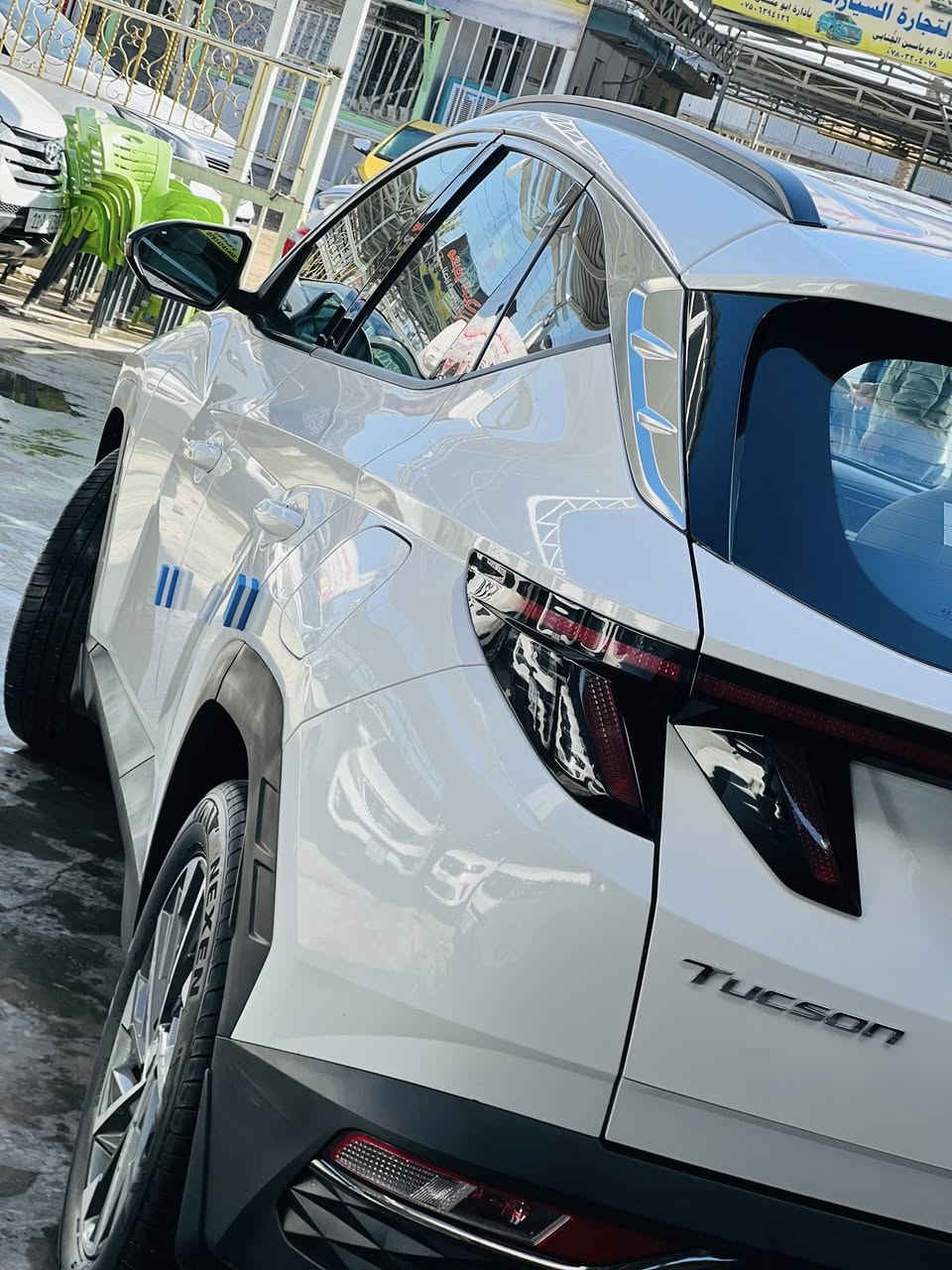 السلام عليكم توسان موديل 24 كفاله عامه من الصبغ والبارد والشخط والرصعه شرط الفحص بأسمي شخصيآ كير ومحرك بلادي ع الشركه ماشيه 45 الف حقيقي شاشه دجتال كشنات ابيض فول قماره حديد 
مكاني بغداد اليوسفيه 
السعر 215 
***********
