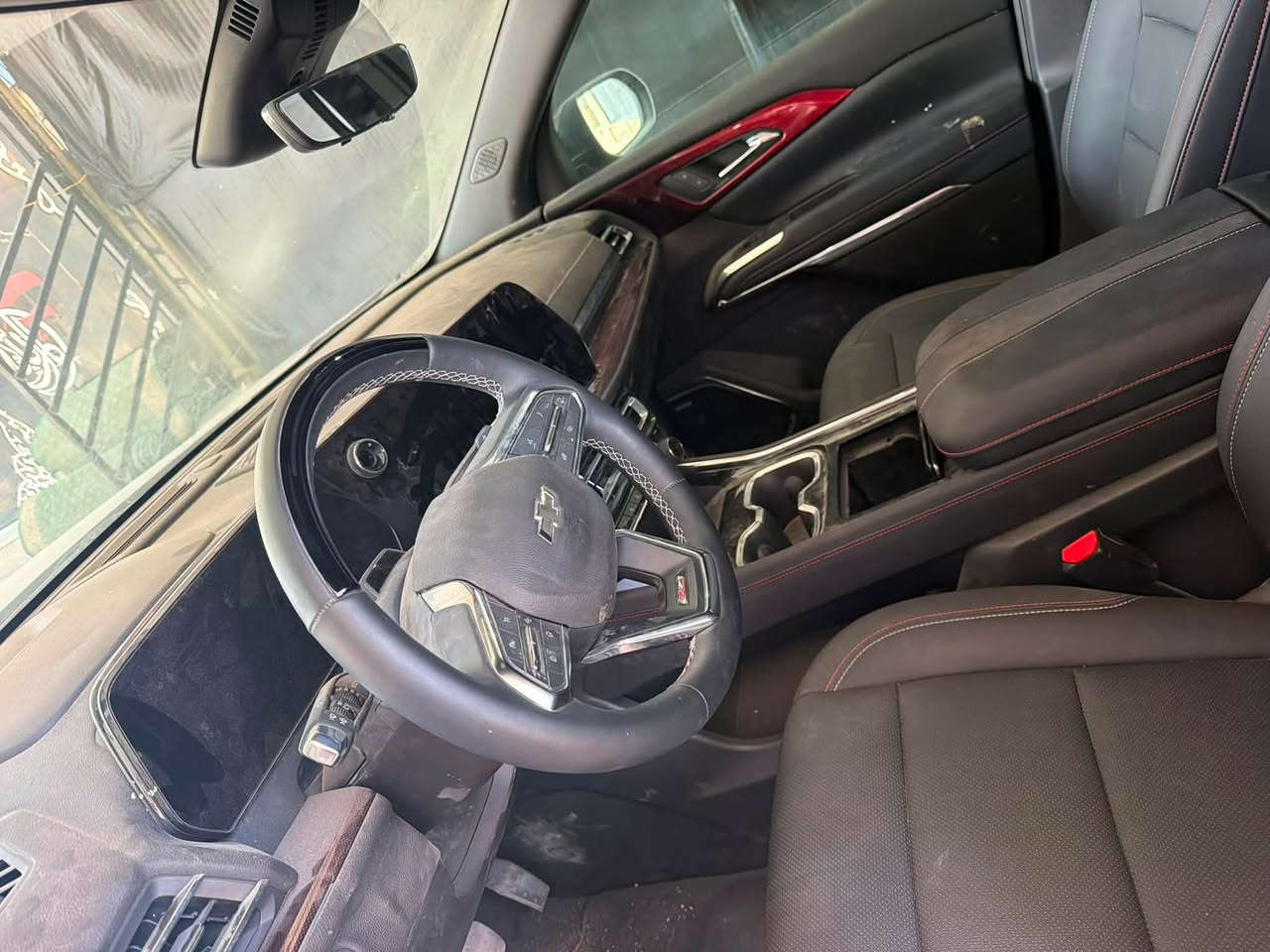 السلام عليكم
ترافرس Z71
موديل 25
دخول جديد
بدون صبغ بدون تعديل
فقط دعامية امامية
فول 1/1 
ماشية 1000 فقط
السيارة مرقمة كتاب شهداء
السعر 330
للتفاصيل خاص
او الاتصال ***********
