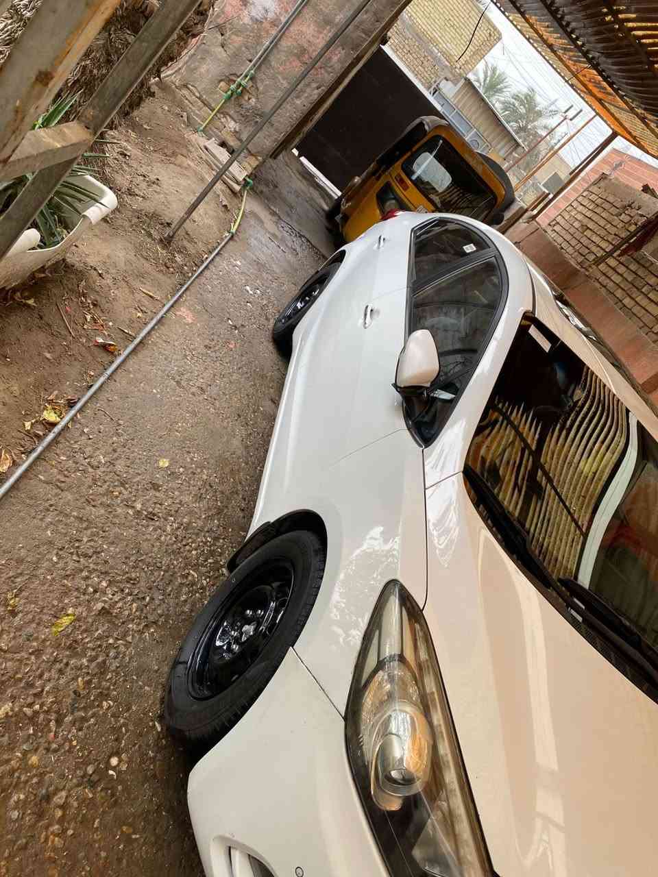 السلام عليكم سياراتو 2014خليجي
محركه 1600
1-فتحه سقف 
2-تحكم ستيرن
3-لد حاجب امامي خلفي 
سياره خير من الله مابيه صبغ السياره فقط بارد  السعر 127وبيها مجال جدا بسيط ترهم مراوس حسب القناعه مكان السياره الشعب شارع الصحه  
سيد غسان ***********
+964 783 311 7181
