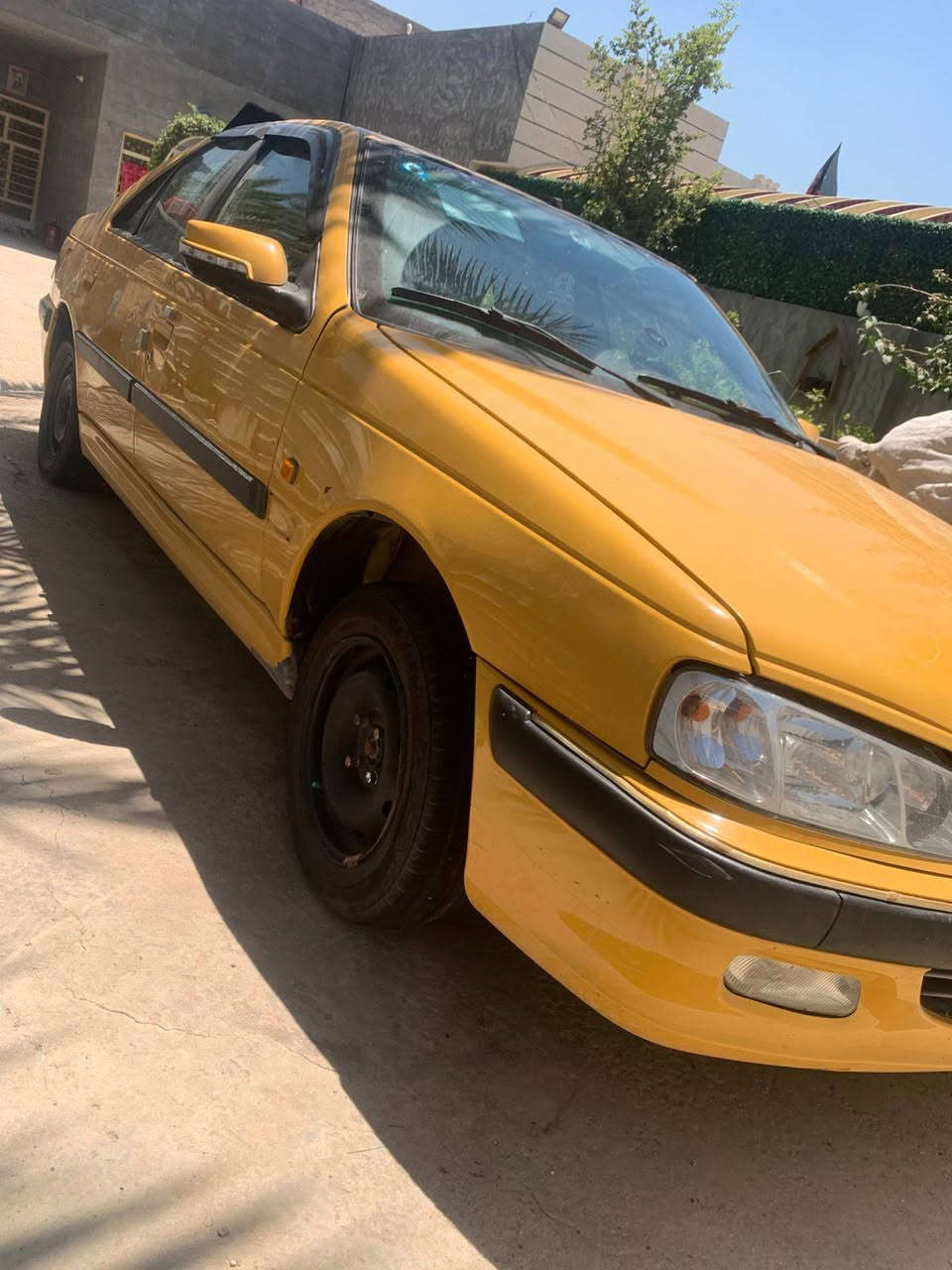 بيجو بارص  رقم بغداد باسمي مصفره هيئه وغرامات تبريد شغال بدون ضربه كير ومحرك خير من الله موديل 2016 اتصال فقط ***********     موديل 2016 ب38وبيها مجال
