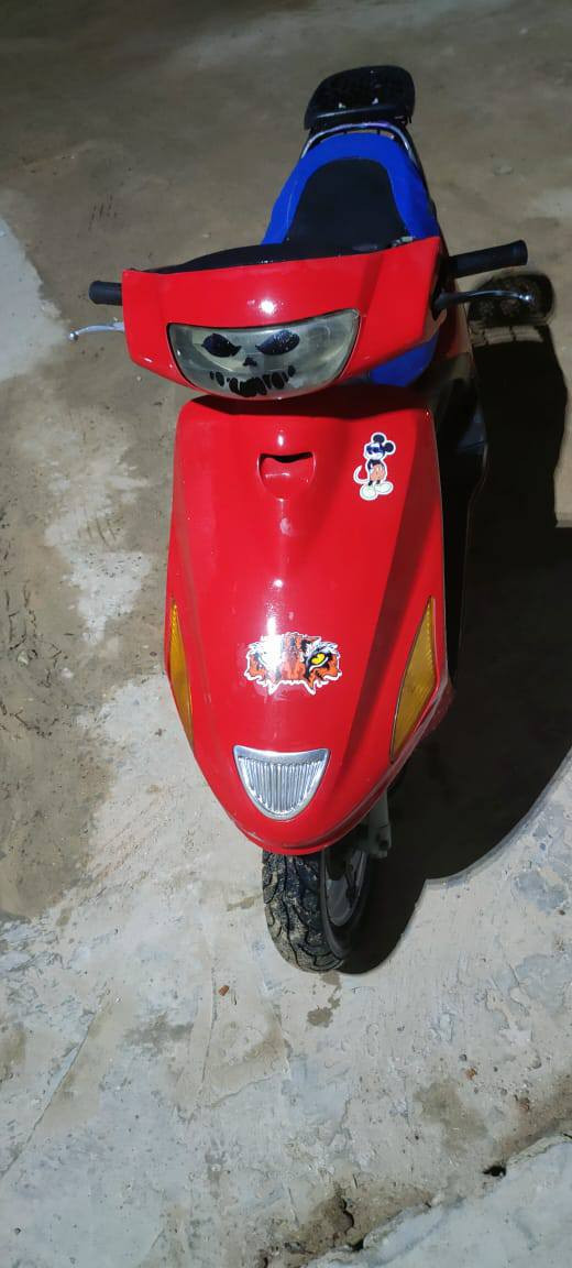 دراجه البيع كامل مكفولة كلهة شغالة كهربايات سلف شغال محرك نضيف ومامفتوح  النجف  *********** سعر 350الف
