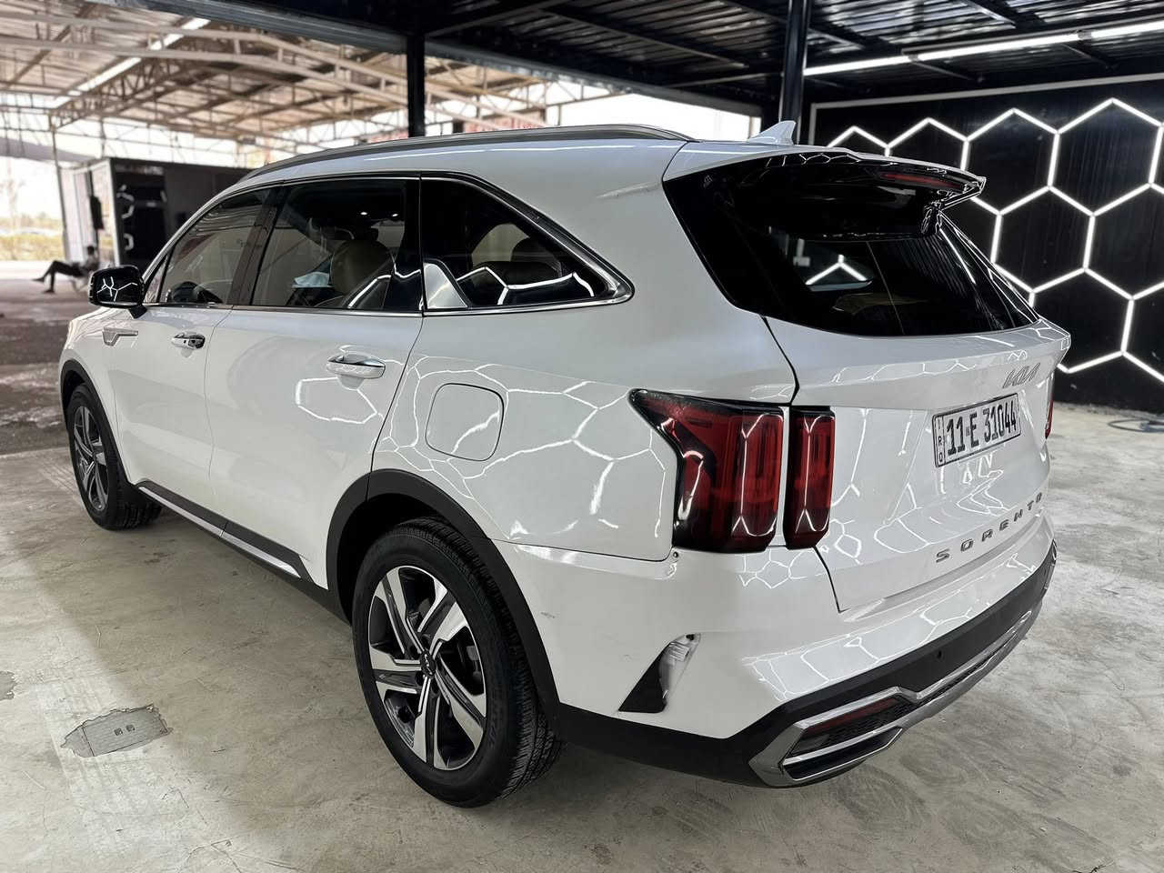 السلام عليكم
(للبيع او مراوس)
سورنتو 2021 هايبرد فول الفول رقم بغداد بسمي وارد كوري صبغ جاملغين خلفي وباب مبدل بلادي 
وماشيه 90 الف
مكينه( ٤ )سلندر تيربوا هايبرد بقوه ال سته سلندر
المواصفات:
بصمه 
تشغيل عن بعد
شاشه جبيره
كامره
بنوراما
كشنات منفصل Vip
كير ماوس 
كشنات جلد
تدفئه بل كشنات
اوتو هولد 
ابل كار بلي + اندرويد اوتو 
تحديد مسار 
شاحن لاسلكي 
نظام نزول منحدرات 
سايد بريك كهربائي 
سبعه راكب
رادارات
اشاير لكزز
لايت زنون ثلاث عدسات
شفتات بل ستيرن
وضعيات قياده (ايكو وسبورت وسمارت)
ترحيب بل يدات
صندوق ذكي ينفتح عند الاقتراب 
سياره هايبرد تفويله تمشيك 950 كيلو تنسى صرف 
السعر (200) بيهة مجال
الاستفسار 
***********
