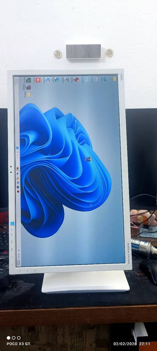 شاشة حجم ٢٤ باله
صناعه ياباني اسمها nec
تنقلب تفيد ثانويه 
٦٠ هرتز تنكسر ٧٥ هرتز 
٦٥ الف فقط متوفر توصيل


**إذا كنت صاحب هذا الإعلان وتريد حذفه لأي سبب، رجاءا أرسل رسالة إلى الدعم الفني**