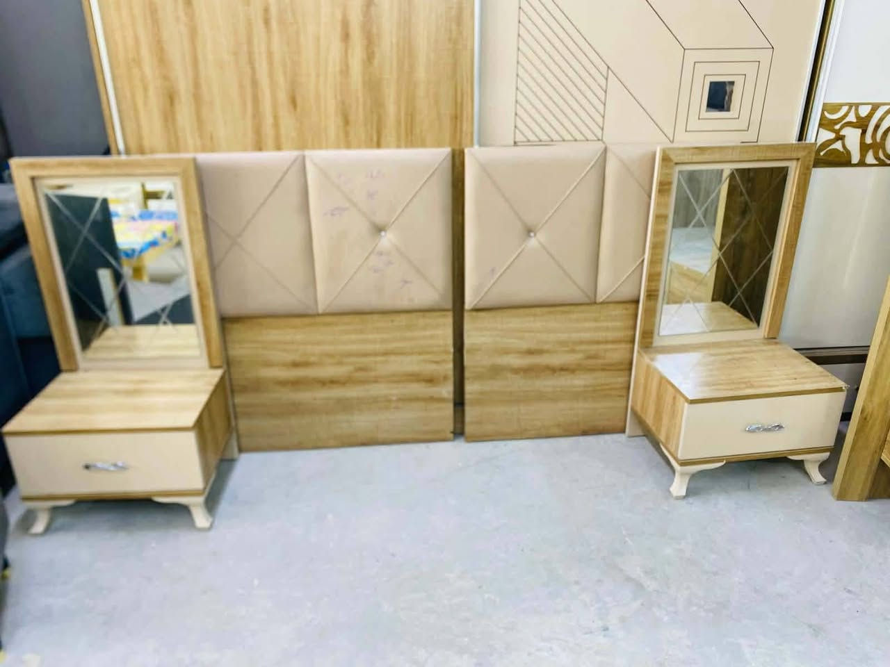 غرفه ترڪي🇹🇷  مستخدم  
 عدد قطع/٧
نضام سلايت 😍
السعر /425 /400 💵 💎
مع شد ونقل 🚚 داخل بغداد مجانآ
 باقي المحافظات بسعر مناسب


**إذا كنت صاحب هذا الإعلان وتريد حذفه لأي سبب، رجاءا أرسل رسالة إلى الدعم الفني**