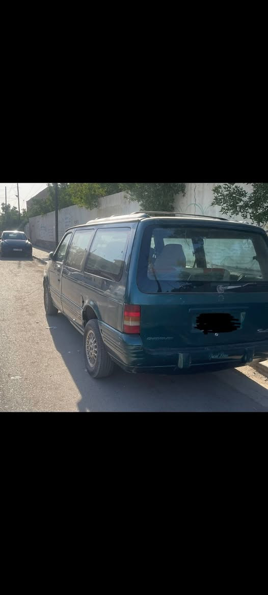 السلام عليكم للبيع دوج مديل 94 محرك كير بلاد جدد اوتوماتيك رقم انكليزي باسمي هزة جديدة سنوية جديدة  صدر نضيف تخم تاير جديد  شاشة اندرويد سيارة بلادية السعر 37 مكاني بغداد ***********
