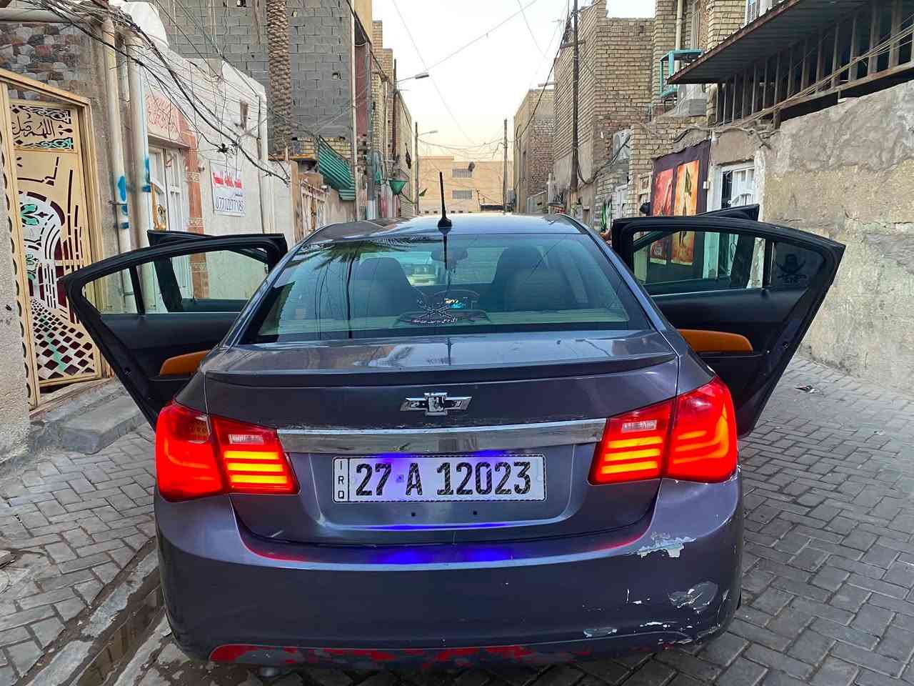 سلام عليكم للبيع شوفر كروز وارد أمريكي مديل ٢٠١٣ سيارة مصبوغه عام مستعجل على بيعه بسعر ٥٥ بغداد مدينه الصدر واذا تحب تجي وشوف بعينك هدا رقم ***********
