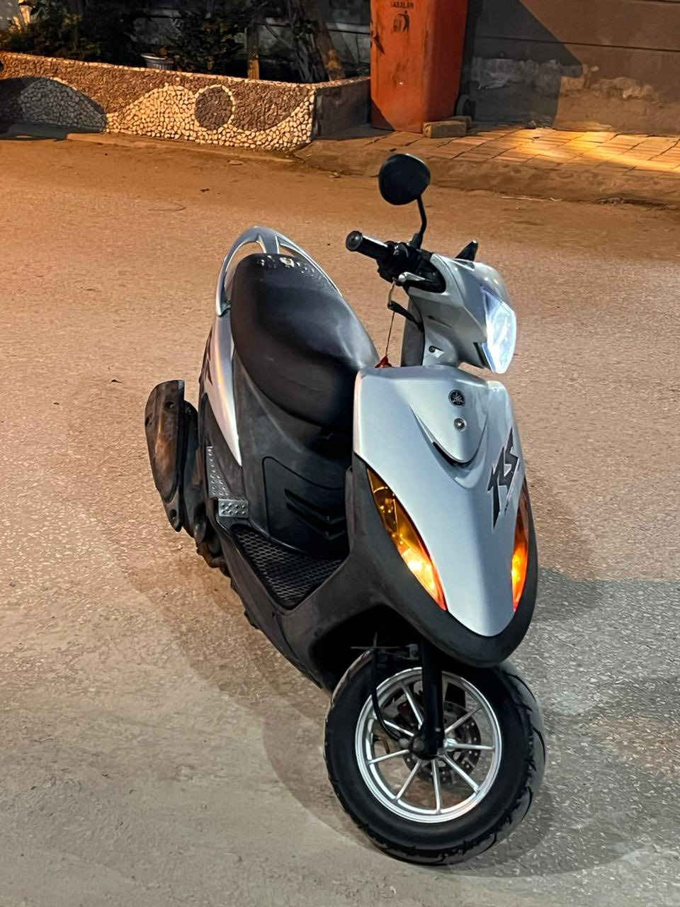 سلام عليكم ماكس عدله للبيع 
دراجه رمبه ما صارلها هواي من طالعه
من المعرض وكاله بيها ويل مشيف ويلها الابلادي موجود عندي 
سعرها مليون وبيها مجال حك الجيه رقمي ***********
