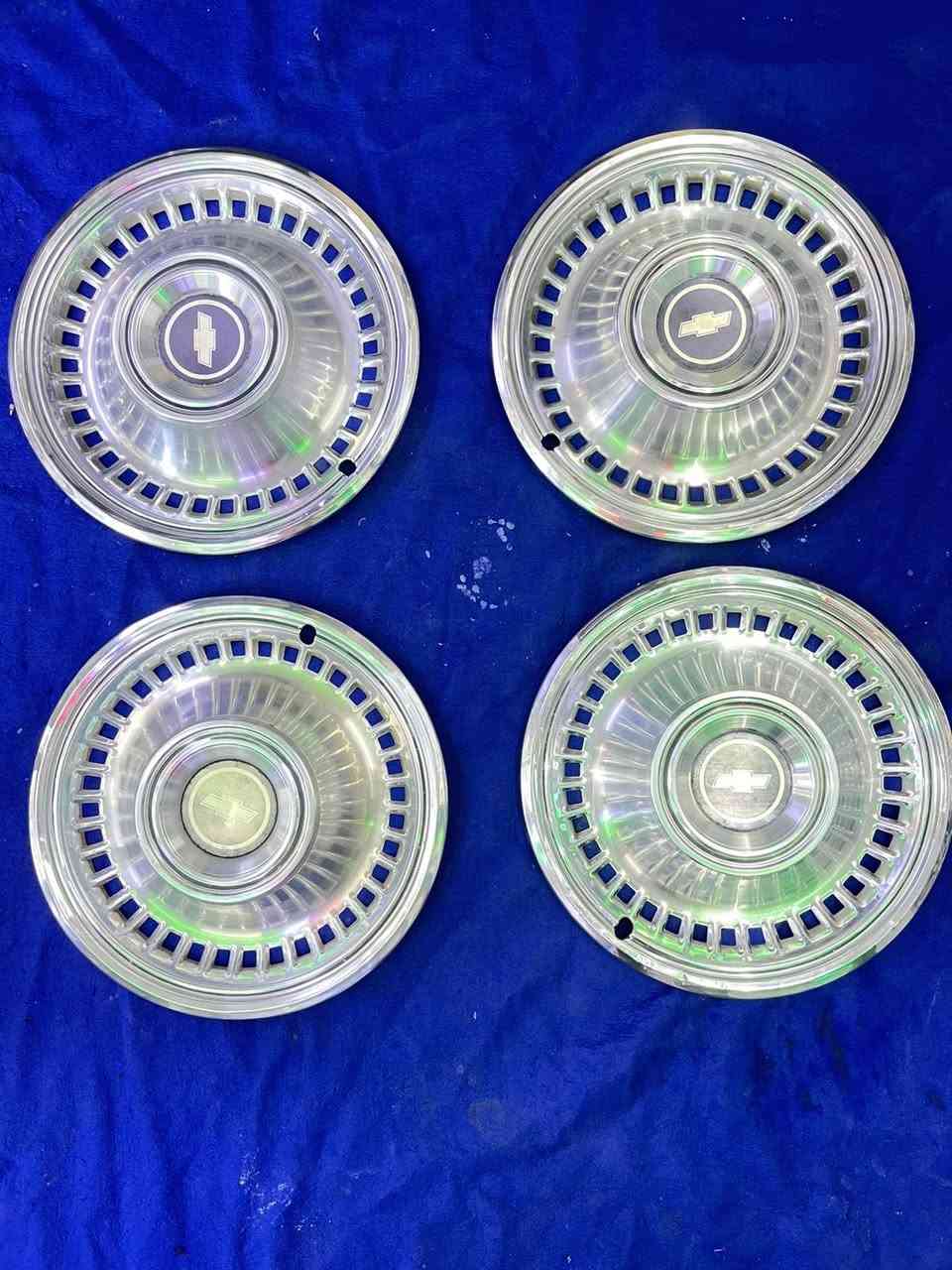 كبات شفر  موديل 56 اصلي الحجم 15/للبيع السعر300الف العنوان بصره الجمهوريه /***********
